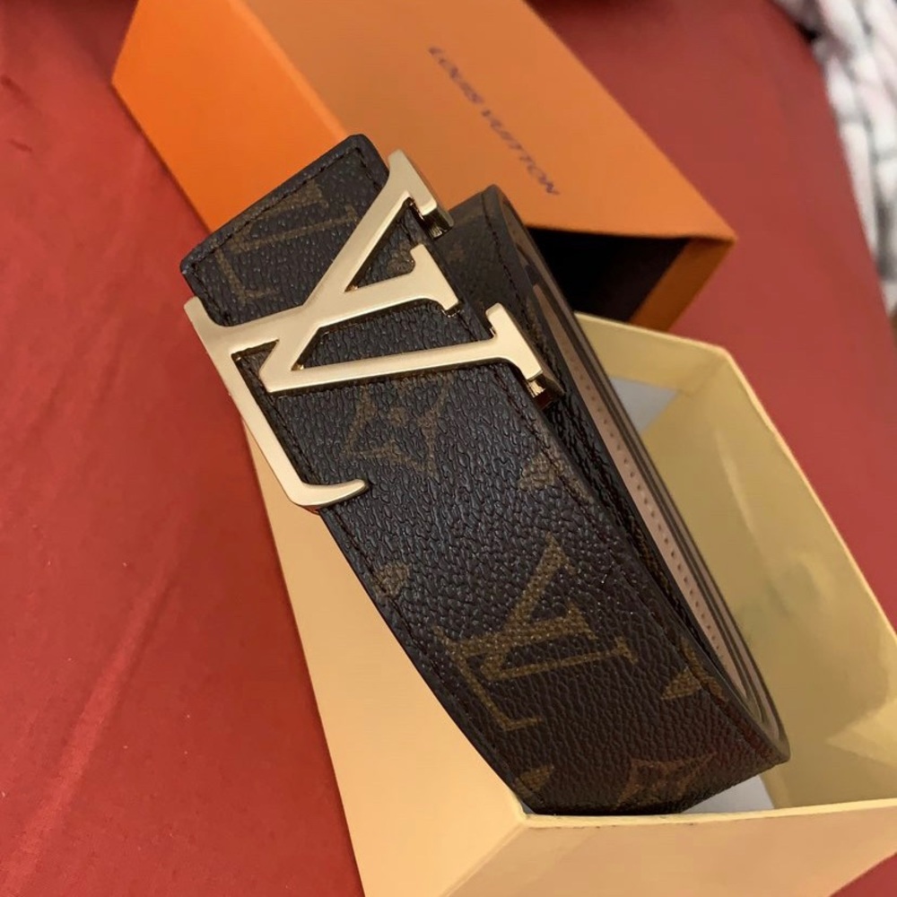 Louis Vuitton belt